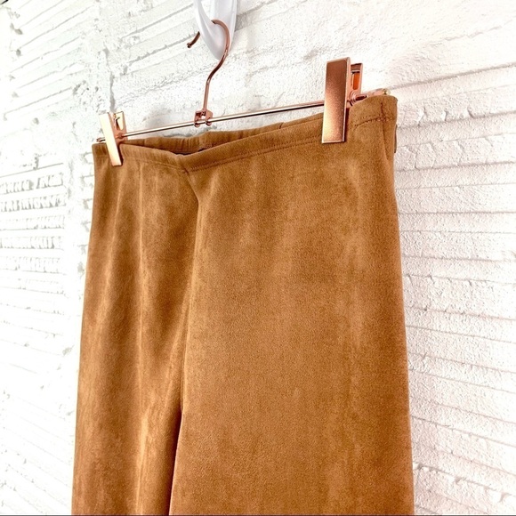Marla Wynne Camel Faux Suede Straight Stretch Pants Side Zipper Size 2 - Picture 3 of 13